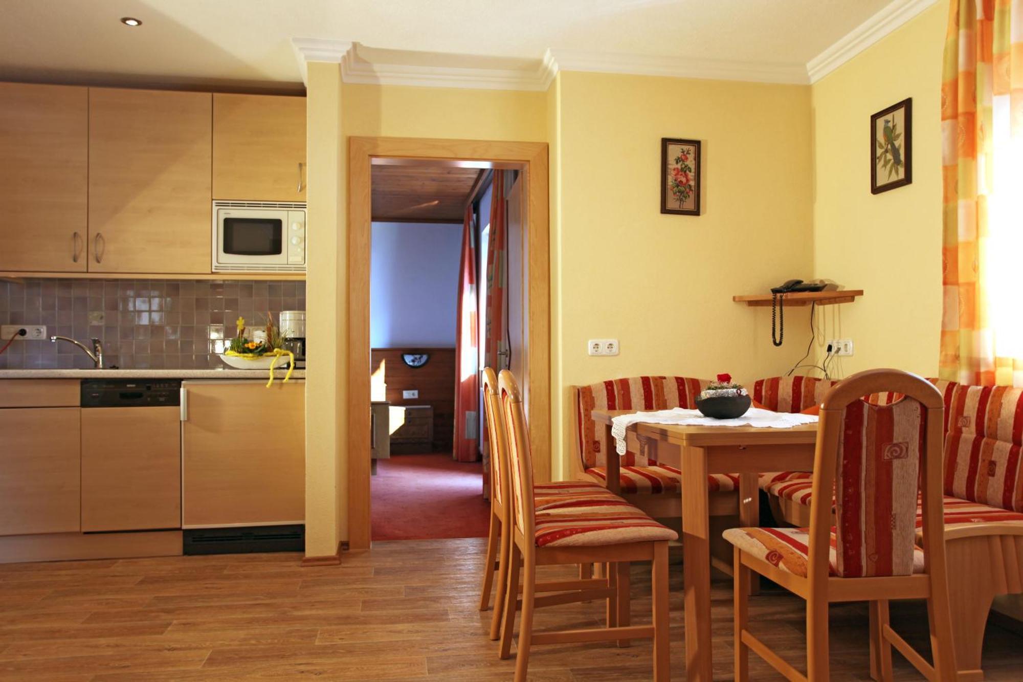 Haus Helga Hotell Kappl  Exteriör bild