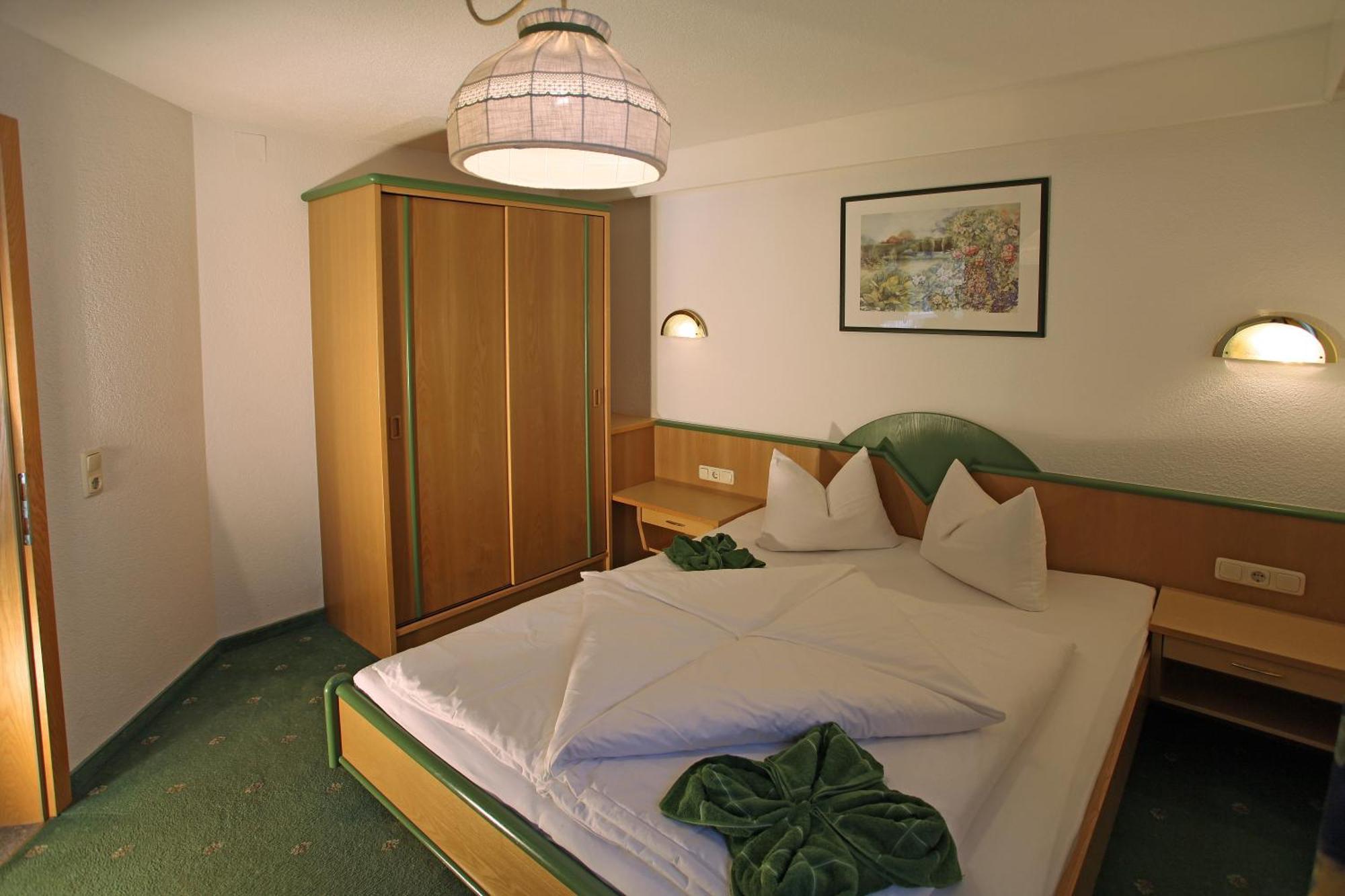 Haus Helga Hotell Kappl  Exteriör bild