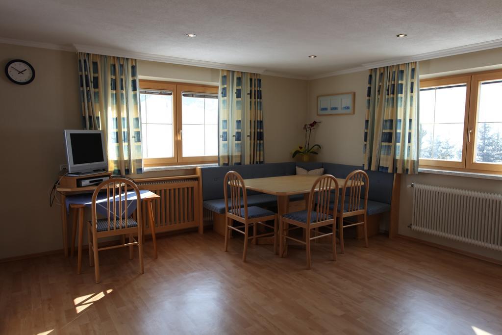 Haus Helga Hotell Kappl  Exteriör bild